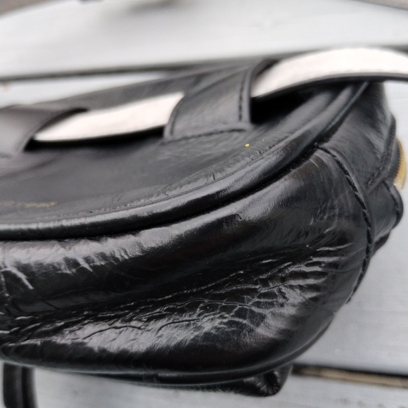 Marc Jacobs Black Leather Belt Bag with Gold Accents - Picture 3 of 11